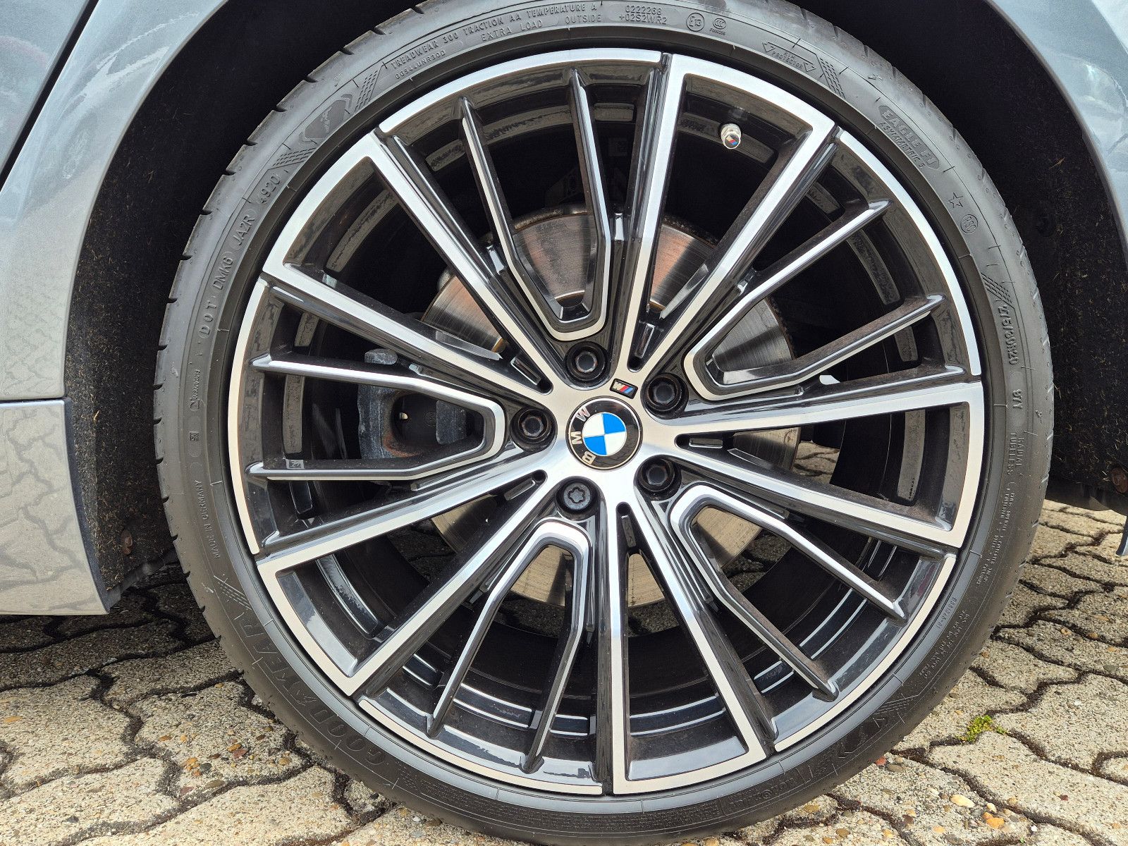 BMW 540i Luxury Line Head-Up Soft-Close Harman Kardo foto 9