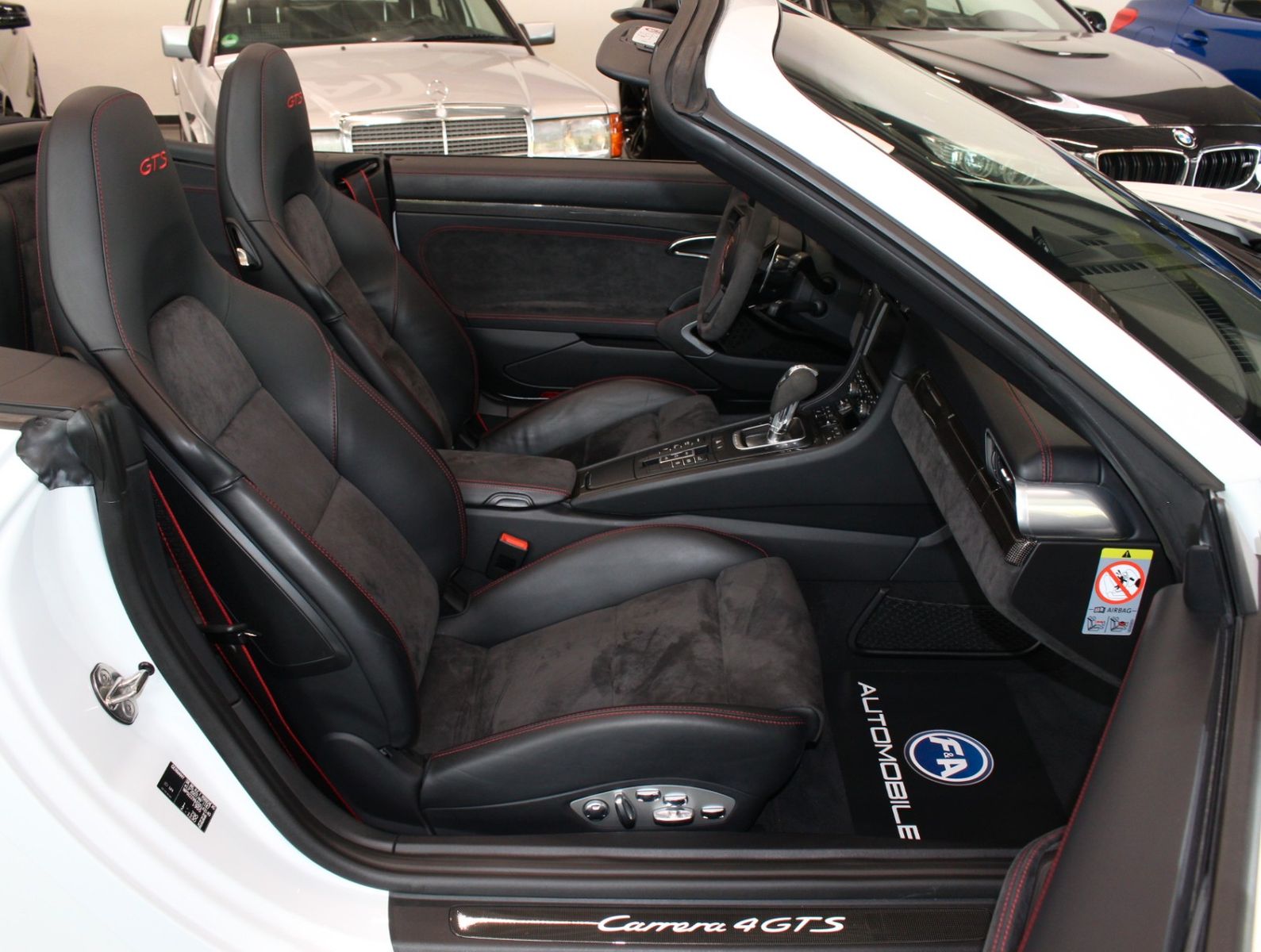 Fahrzeugabbildung Porsche 991 4 GTS Cabrio*Sport Chrono*Carbon*Burmester