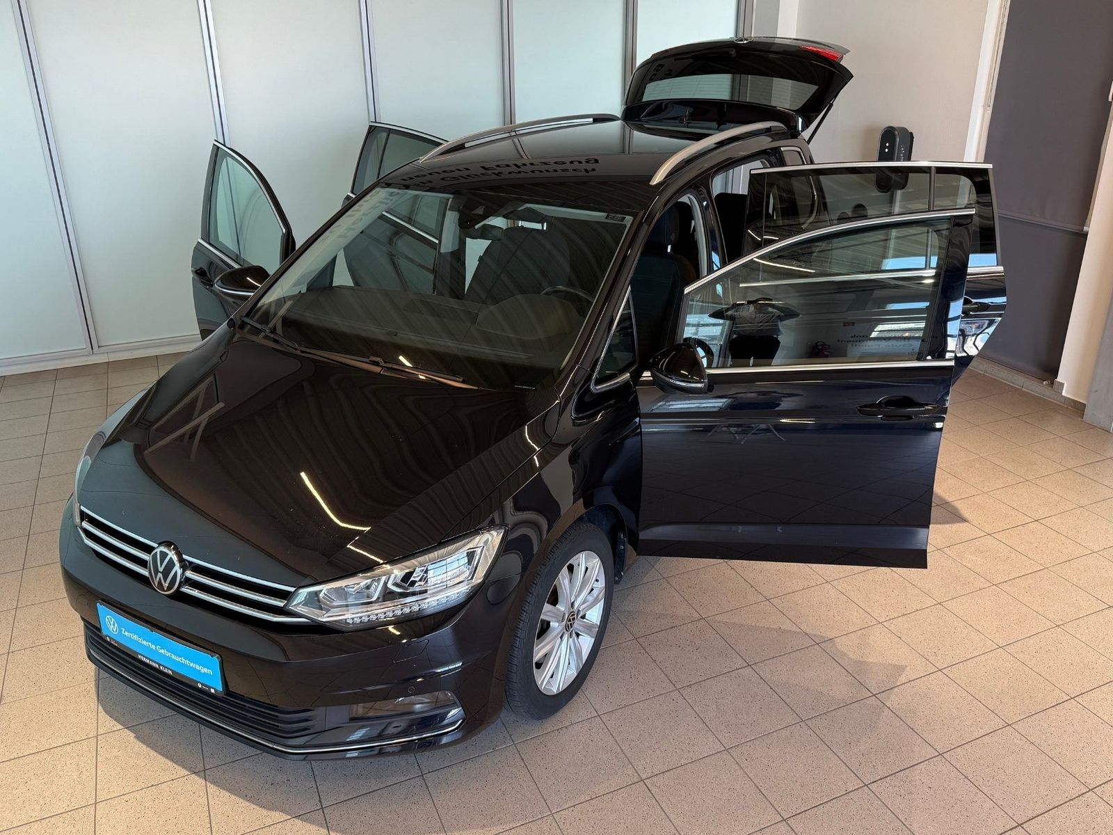 Volkswagen Touran 1.5 TSI Highline LED Navi Klimaautom foto 2