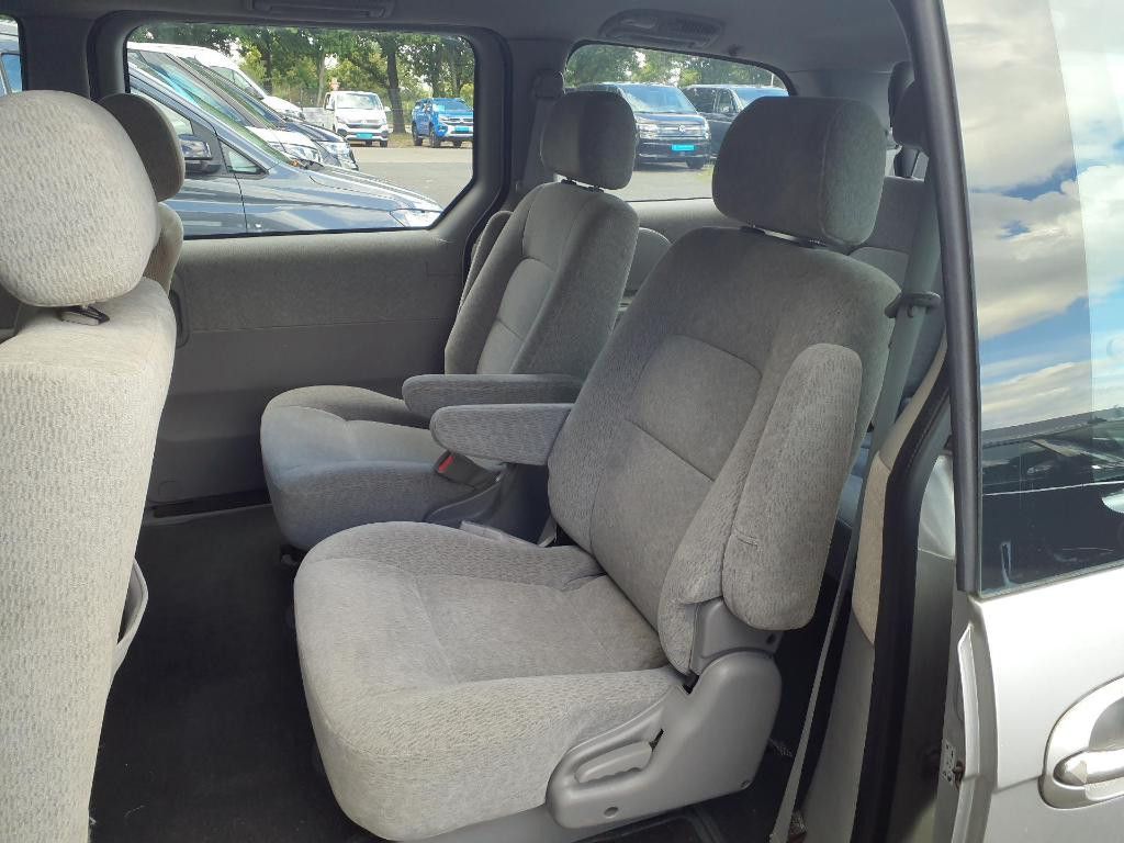 Fahrzeugabbildung Kia Carnival 2.9 CRDi 6-Sitzer AHK Klimaauto PDC SHZ