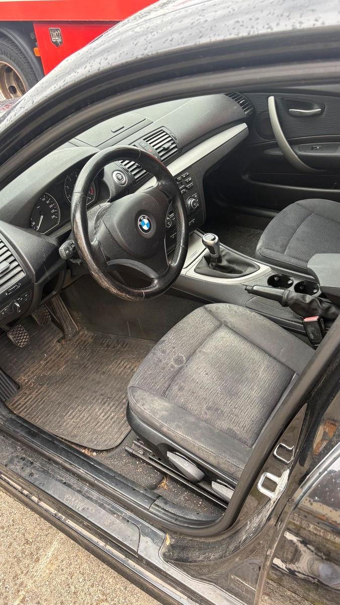 BMW 118 2008 — photo 6
