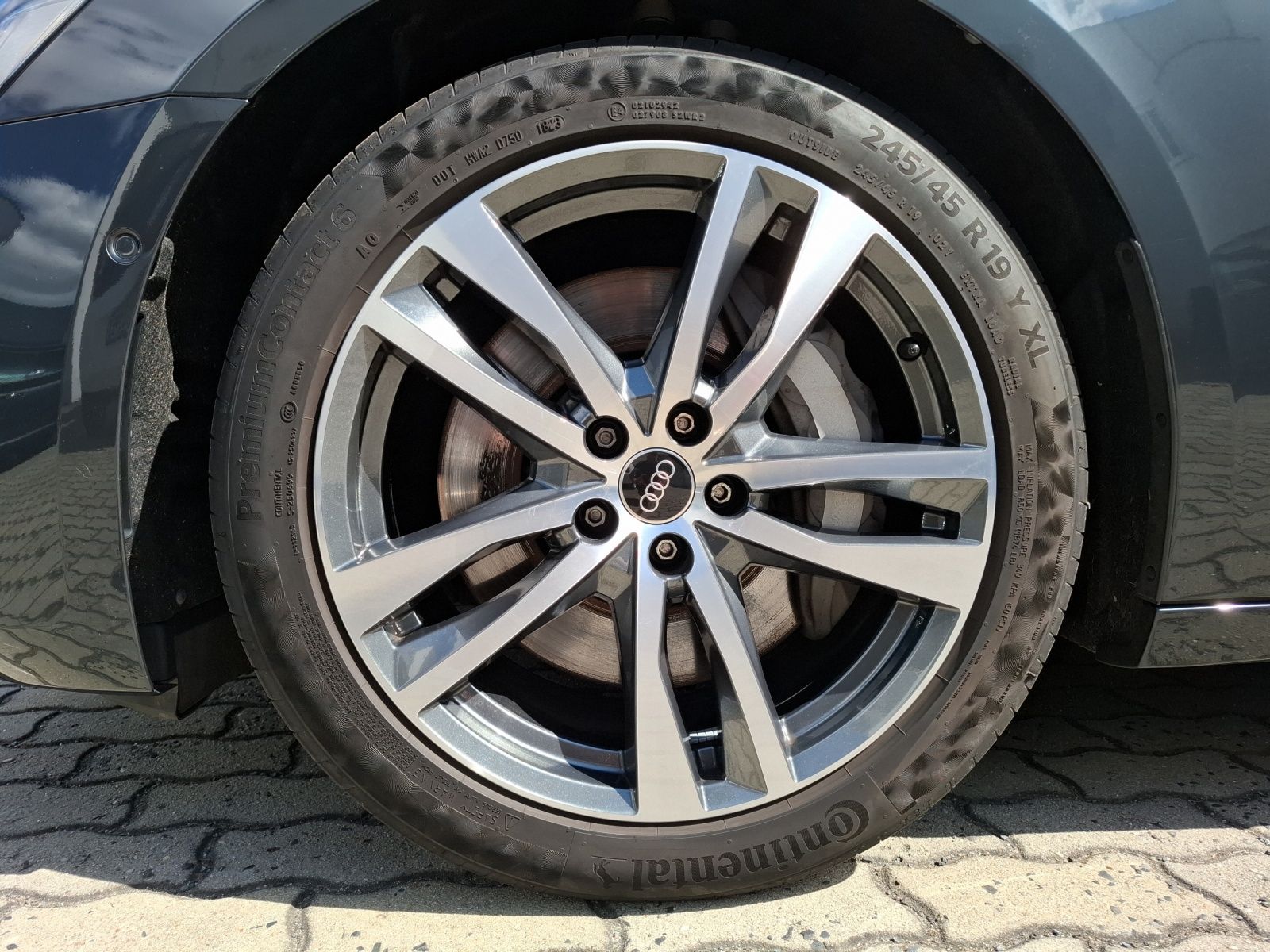 Fahrzeugabbildung Audi A6 Avant 55 TFSI sport quattro STH Matrix Luft A