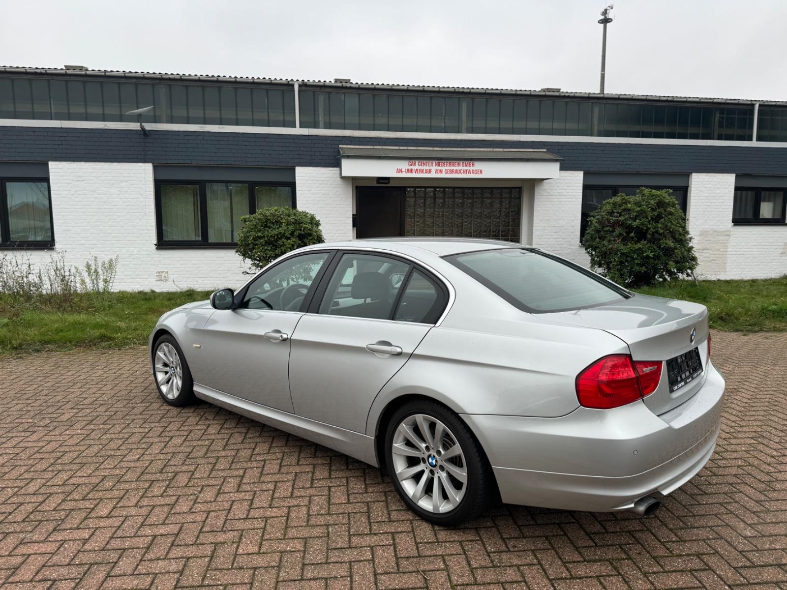 BMW 320 BMW Klima LED PDC Sportfahrwerk Euro 5