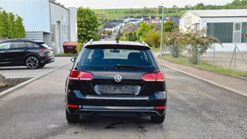 Volkswagen Golf - 6