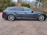 Audi A4 3.0 TDI Avant Quattro | NEUER MOTOR vor 60tkm - Audi: V6 Motor