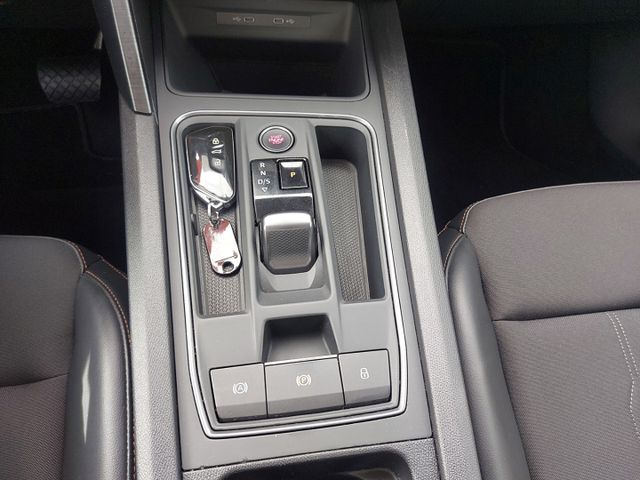Formentor 4 Drive 2.0 TDI DSG *AHK Navi LED RFK*