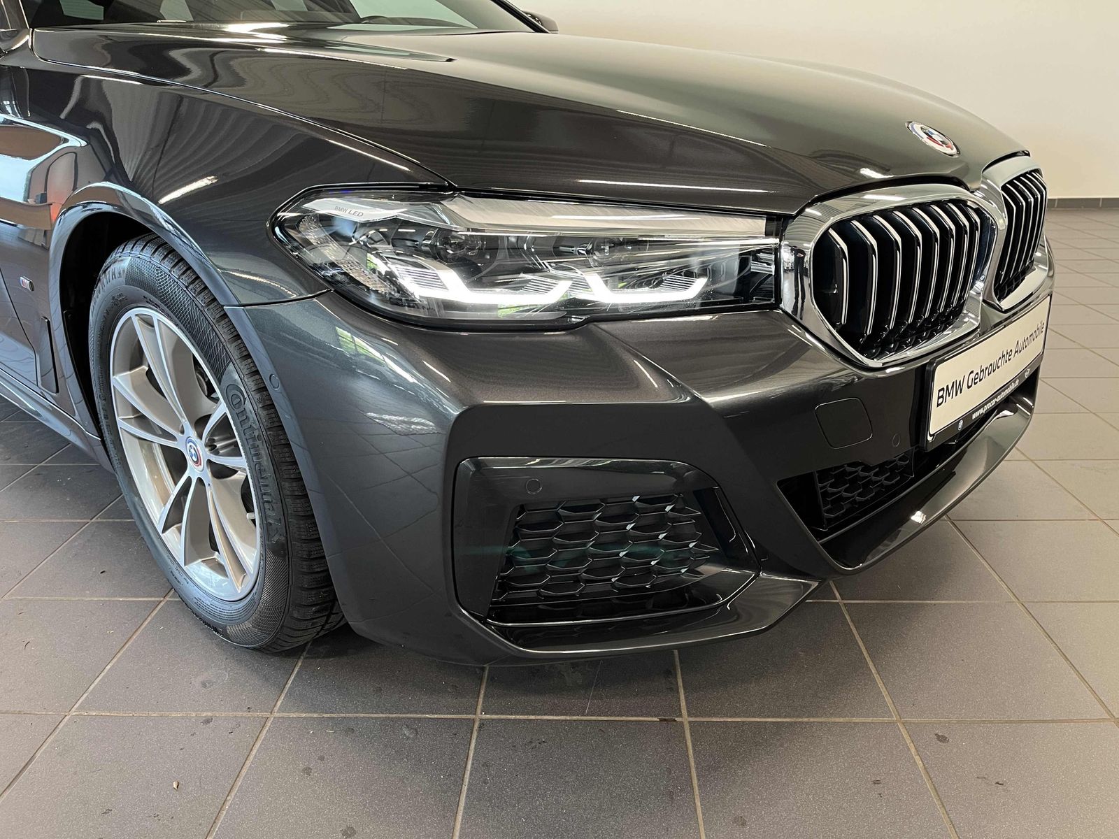 BMW 520d xDrive Touring M Sport HUD PANO ACC RFK NAV foto 4