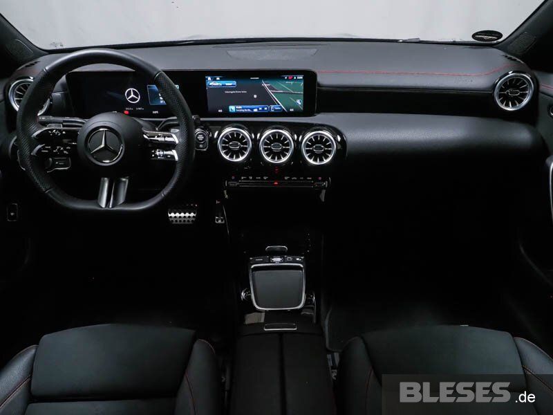 MERCEDES-BENZ CLA 200 – Bild 9