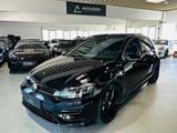 Volkswagen Golf VII R 4Motion*PERFORMANCE*PANO*AKRA*LED* - Volkswagen Gebrauchtwagen in Hagen