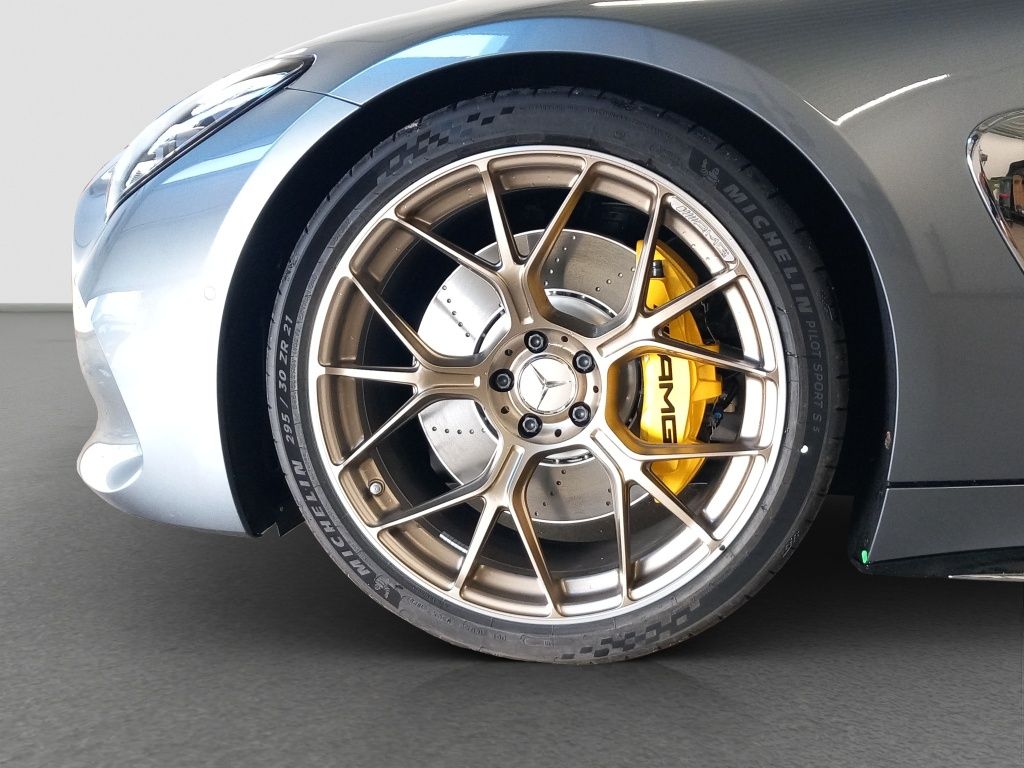 Fahrzeugabbildung Mercedes-Benz AMG GT 55 4M+ Massage*Distronic*BURMEST*HUD*360°