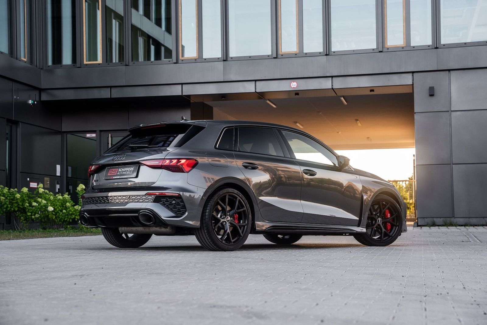 Fahrzeugabbildung Audi RS3 Sportback KERAMIK|DYNAMIK+|SPORT-AGA|290|HUD