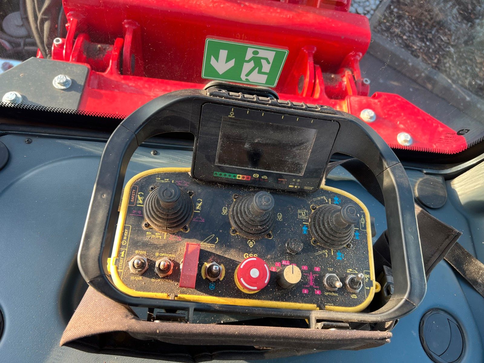 Fahrzeugabbildung Andere Magni RTH 6.30 SH / Fällkran / Westtech CS750