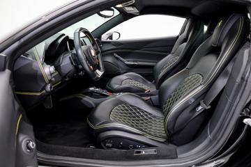 صورة مصغرة 18 لـ 2016 Ferrari 488 GTB