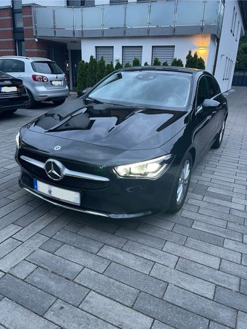 MERCEDES-BENZ CLA 180 Shooting Brake - TOP Zustand Bremsen Neu