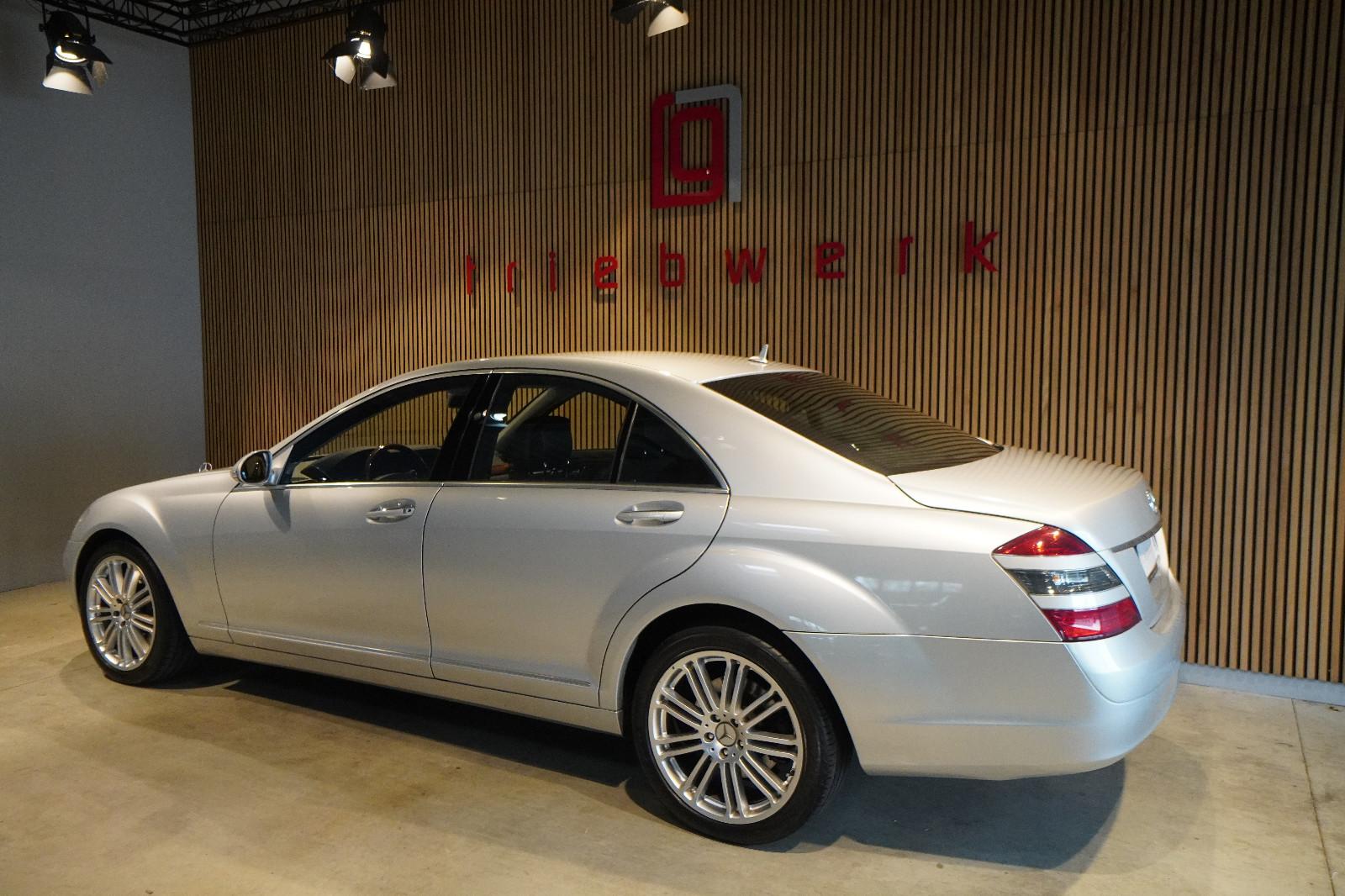 Mercedes-Benz S 500 S Limousine S 500 4Matic-BRD-U-frei-2Hd