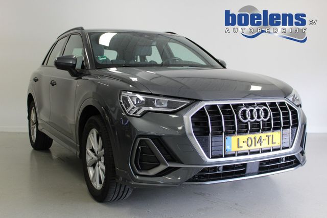 AUDI Q3 45 TFSI e S edition | BJ:2021! | ACC | DIGI-D