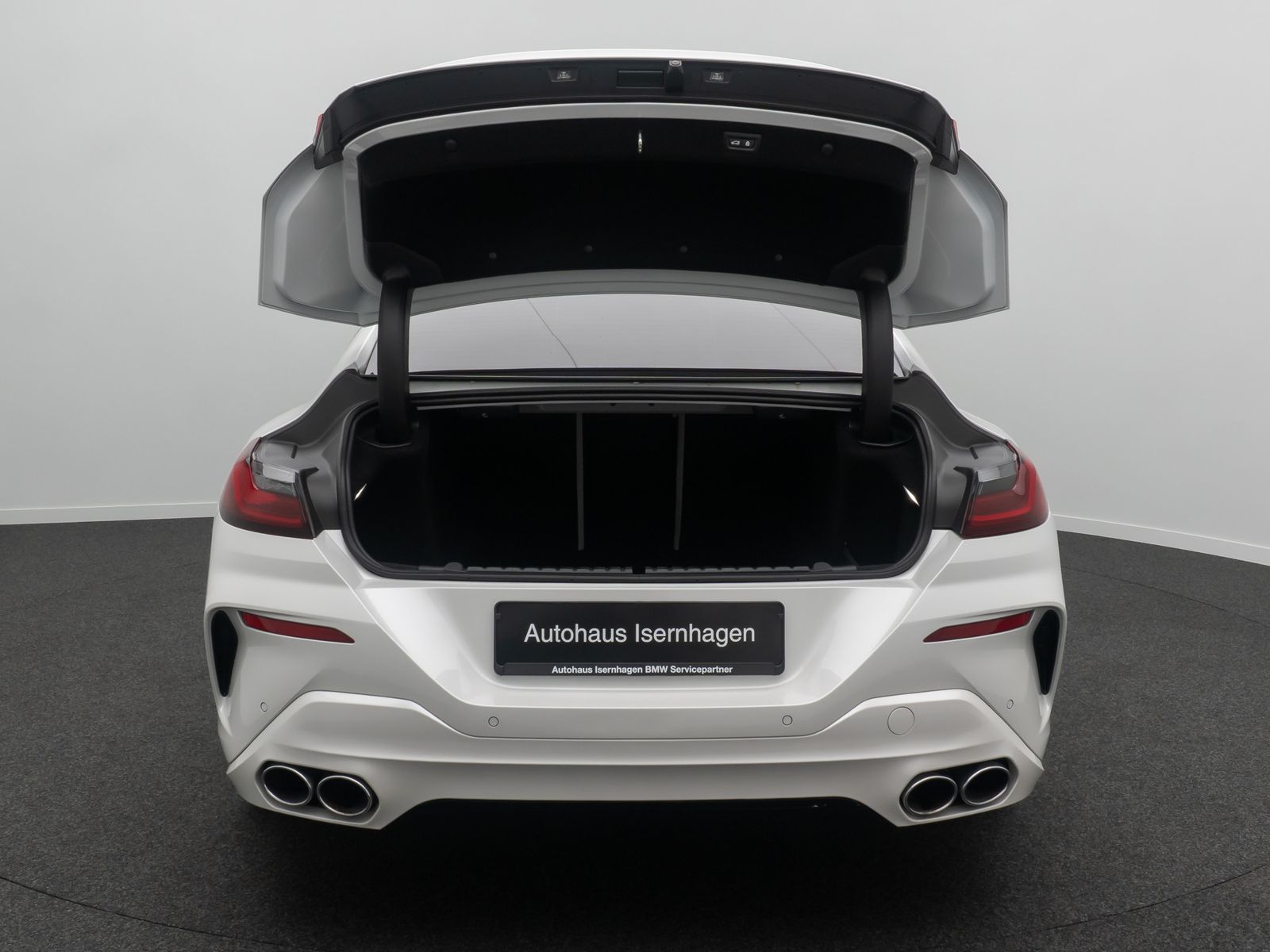 Fahrzeugabbildung ALPINA B8 SoftCl Laser B&W 360&deg;Panorama Individual Voll
