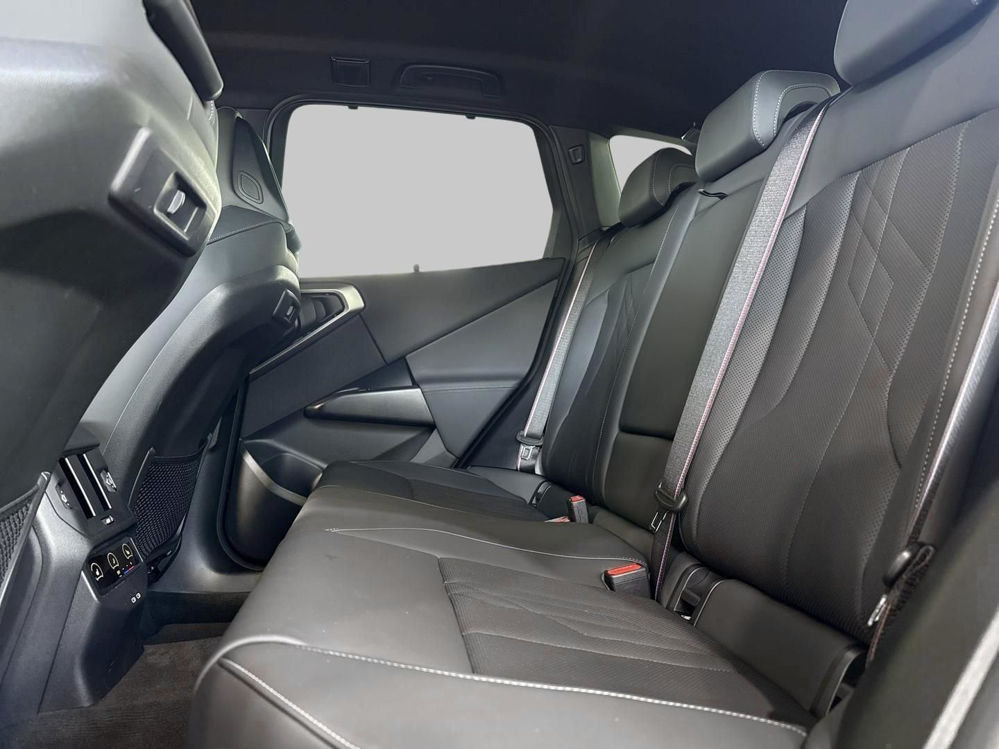 BMW X3 M50 XDRIVE Sportpaket AD StandHZG AHK-el. kla foto 8