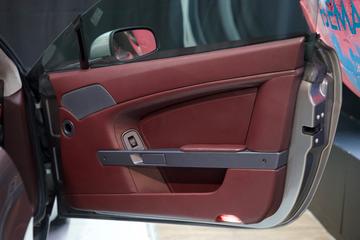 صورة مصغرة 15 لـ 2006 Aston Martin V8 VANTAGE