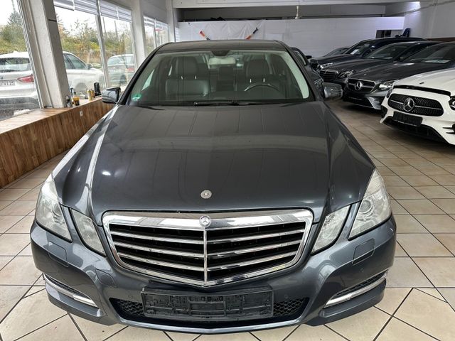 Mercedes-Benz E 200 CGI BlueEfficiency Auto Avantgarde Navi