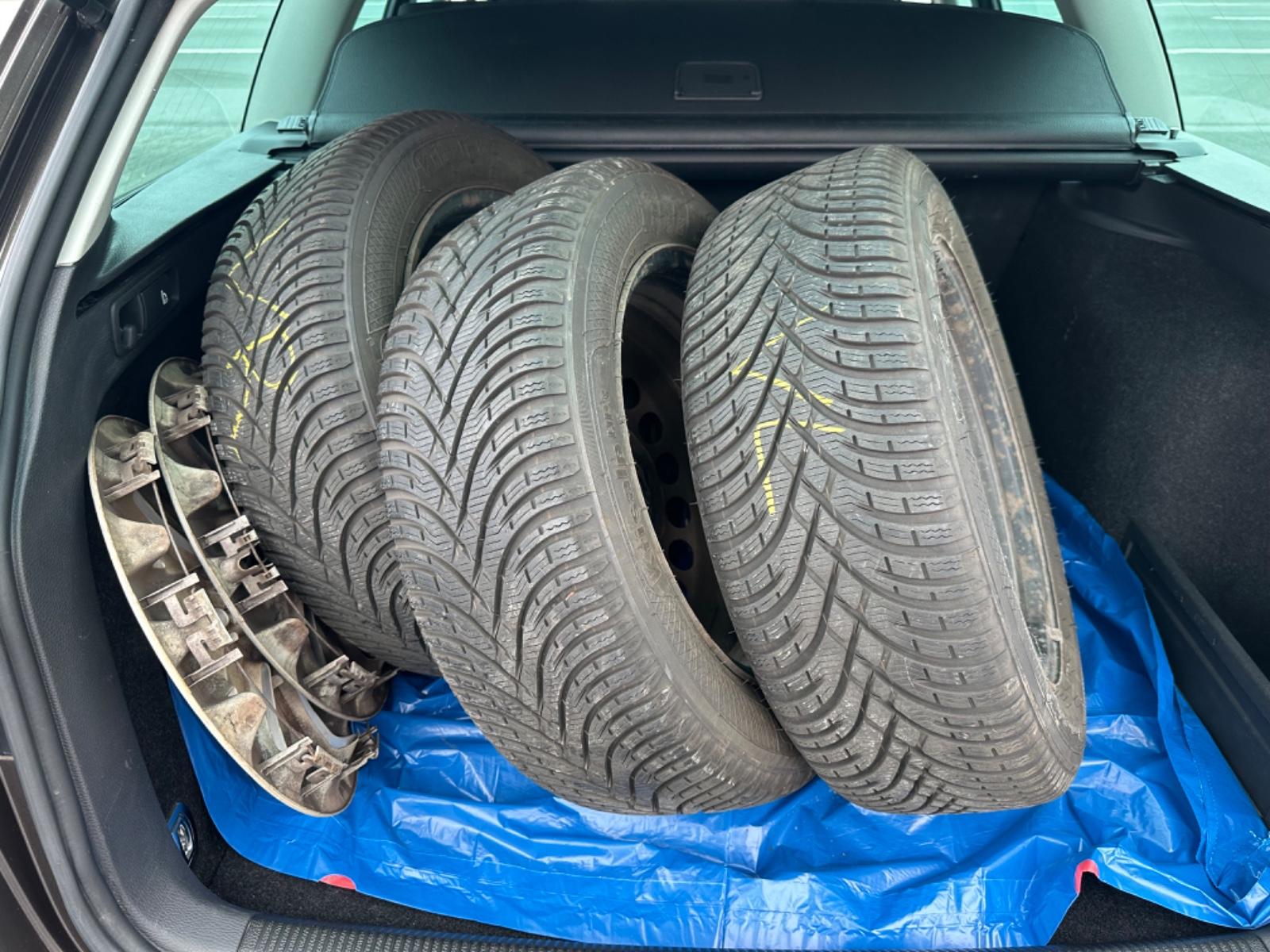 Volkswagen Passat 2012 — photo 26