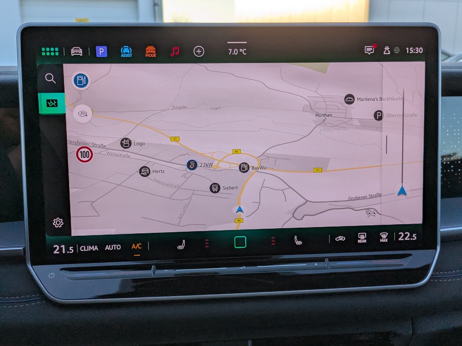 Fahrzeugabbildung Volkswagen Tayron 2.0 TDI 4M R-Line 7Si*MATRIX*AHK*PANO*HUD