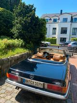 Mercedes-Benz SL 500 - Mercedes-Benz SL aus dem Jahr 1983