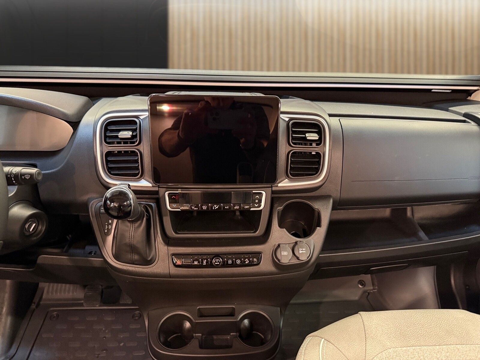 Fahrzeugabbildung Pössl Summit Shine 600 LR Citroen Markise,Solar,Autom.