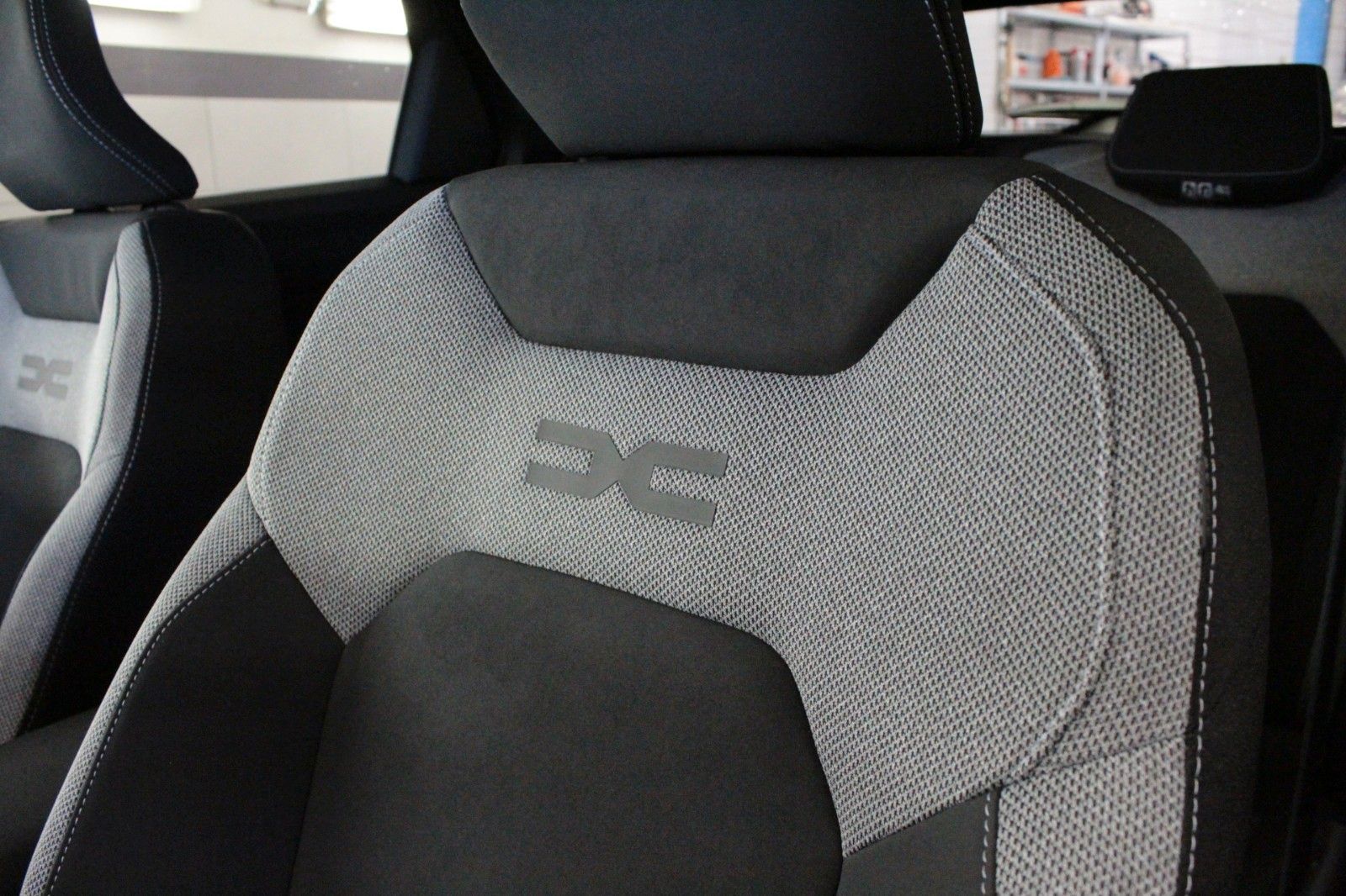Fahrzeugabbildung Dacia Bigster hybrid   140 Journey   Winterpaket *City