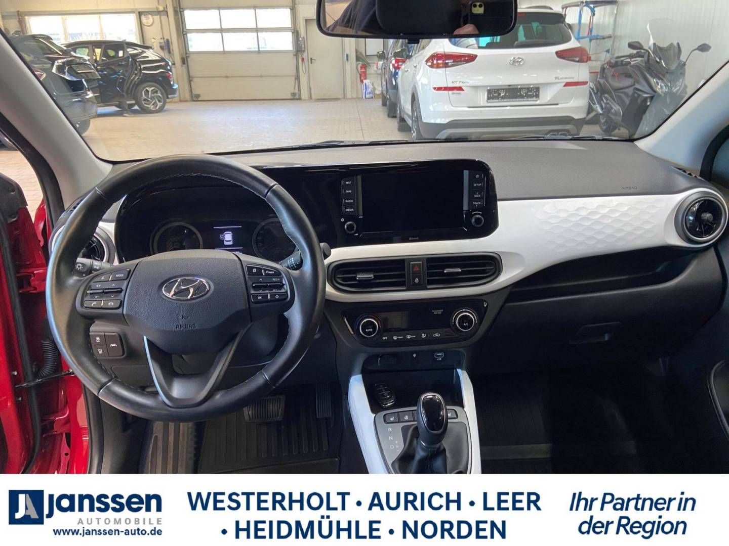 Fahrzeugabbildung Hyundai i10 (MJ23) 1.2 Benzin A/T Prime Smart Key, Dach-