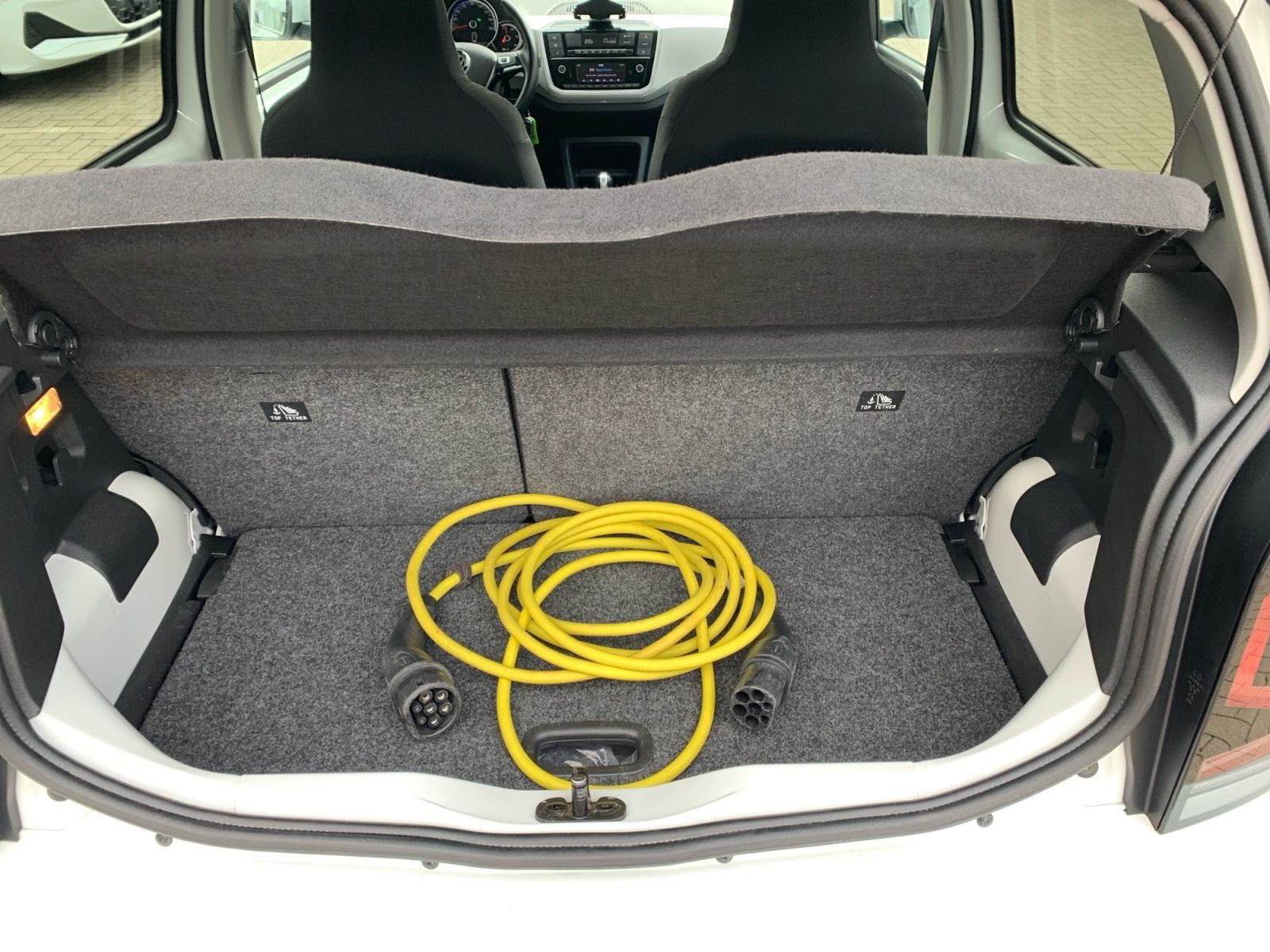 Volkswagen e-up! - Bild 12