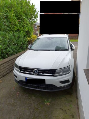 Volkswagen Tiguan Sound AHK, Standheizung, neue Bremsen