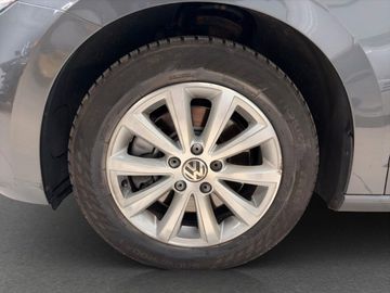 Volkswagen Touran - 8