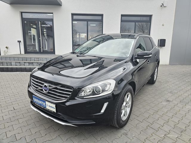 Volvo XC60 2.4 Momentum AWD NAVI AHK PDC BI-XENON