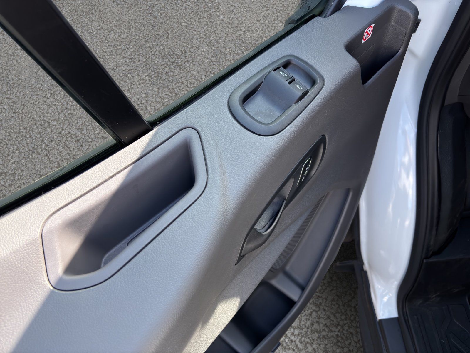 Fahrzeugabbildung Ford Transit 2.0 Ecoblue 350 L3 Trend #Rollstuhlumbau