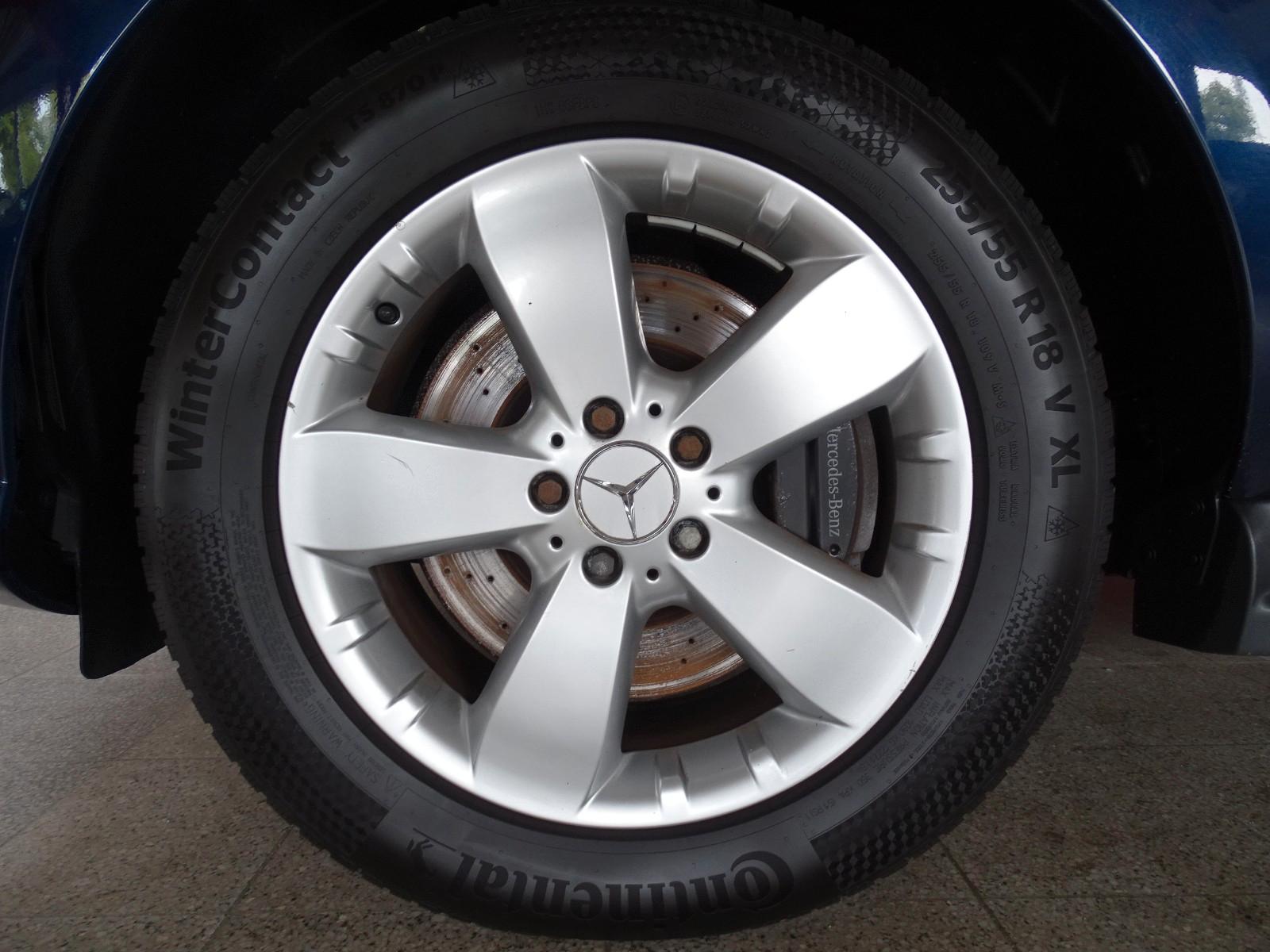 Mercedes-Benz ML 350 CDI BlueTec 4Matic*AHK+PANO+LEDER