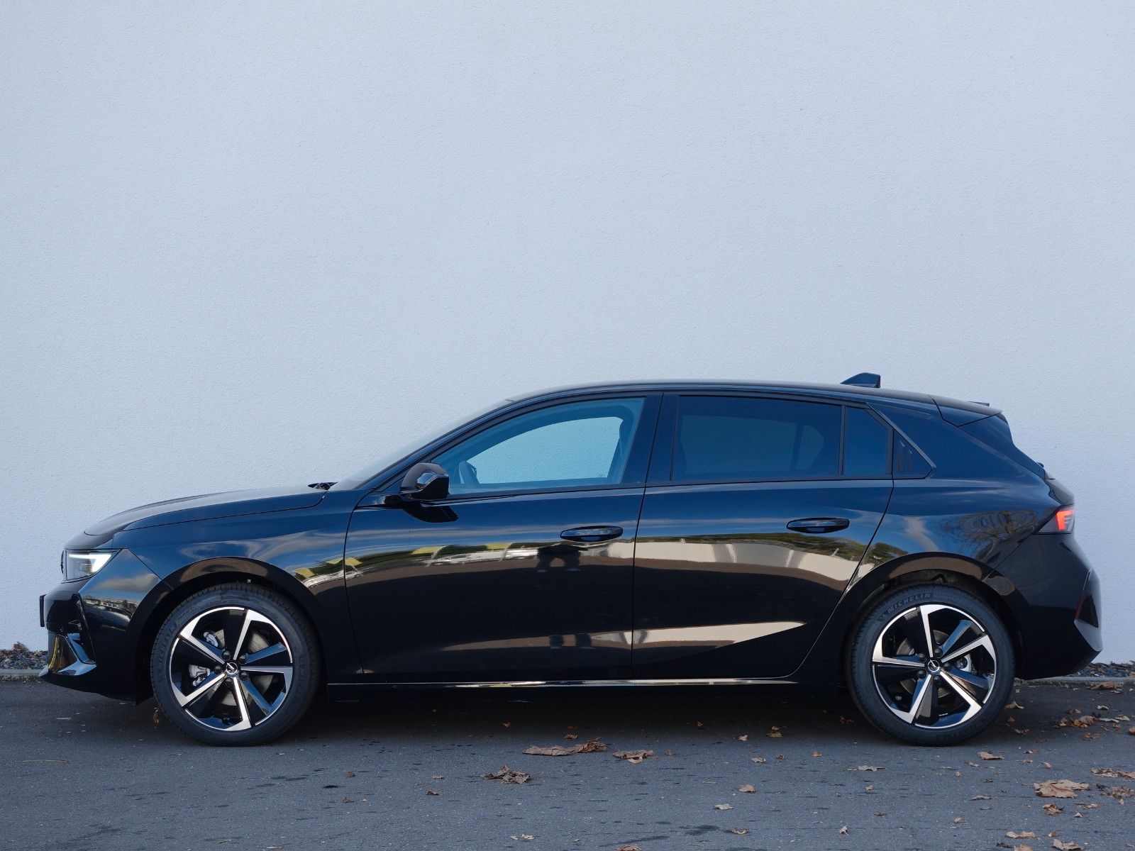Fahrzeugabbildung Opel Astra GS 1.2 Hybrid AUTOMATIK,Navi,Kamera,Sitzhz