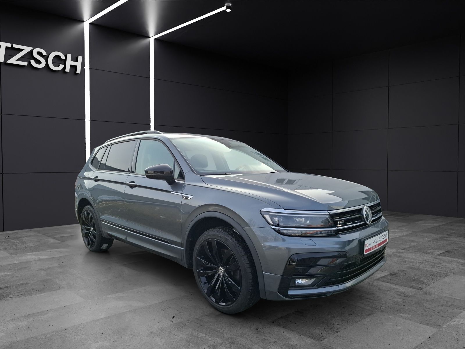 Fahrzeugabbildung Volkswagen Tiguan Allspace TDI Highline 4M DSG R-Line LED A
