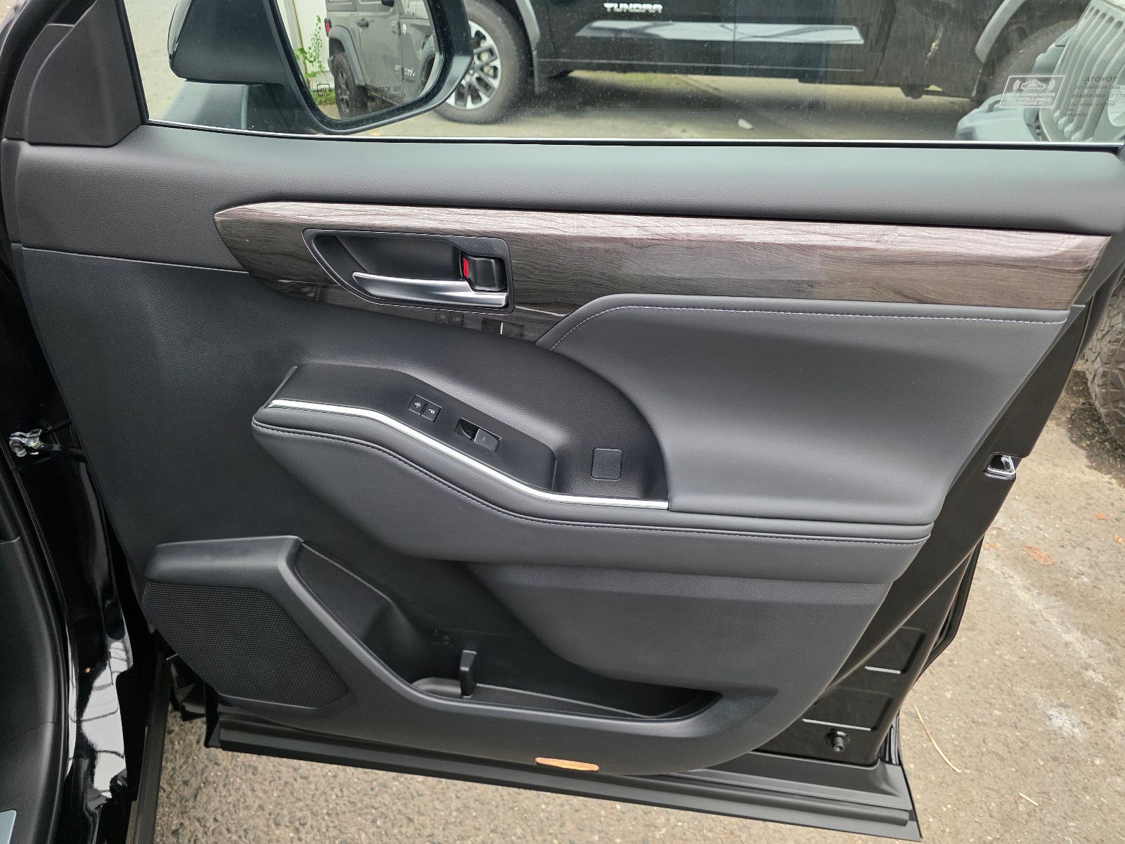 Fahrzeugabbildung Toyota Highlander Platinum T1: 59.000 EURO , Stock !!!