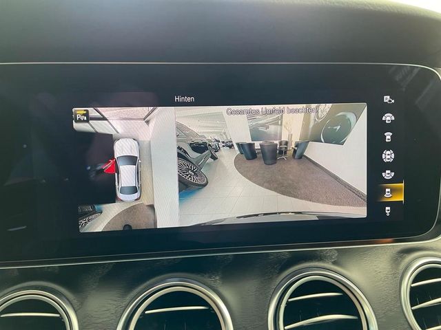 Fahrzeugabbildung Mercedes-Benz E300d4M AMG/Facelift/Night/AHK/Burm./Air/Memo