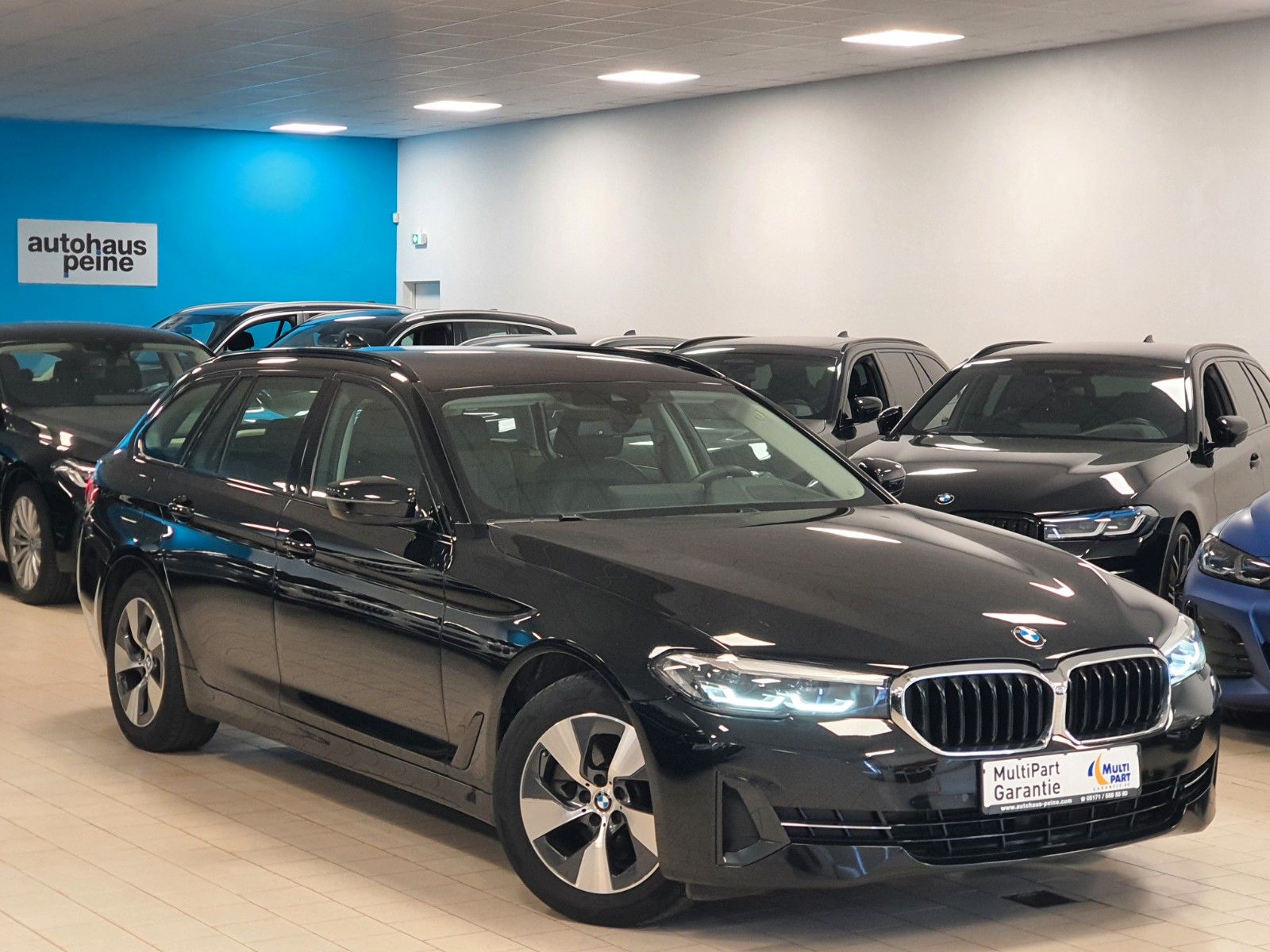 BMW 520d Aut/HUD/AHK/SportLeder/LenkHz/DrivAss/Hi-Fi