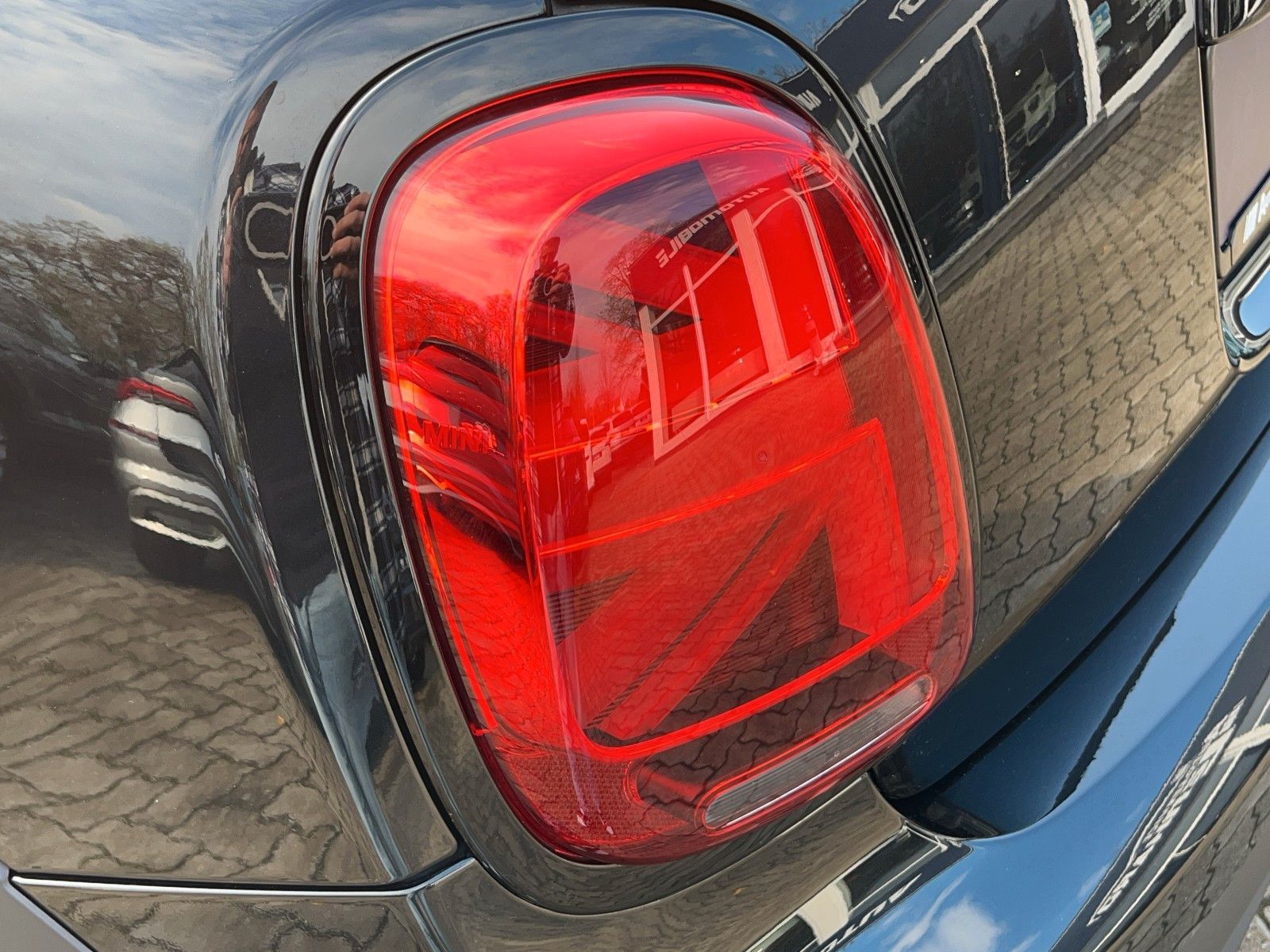 Fahrzeugabbildung MINI COOPER 5-trg.*Automatik*Navi*ViCo*Aktionsangebot