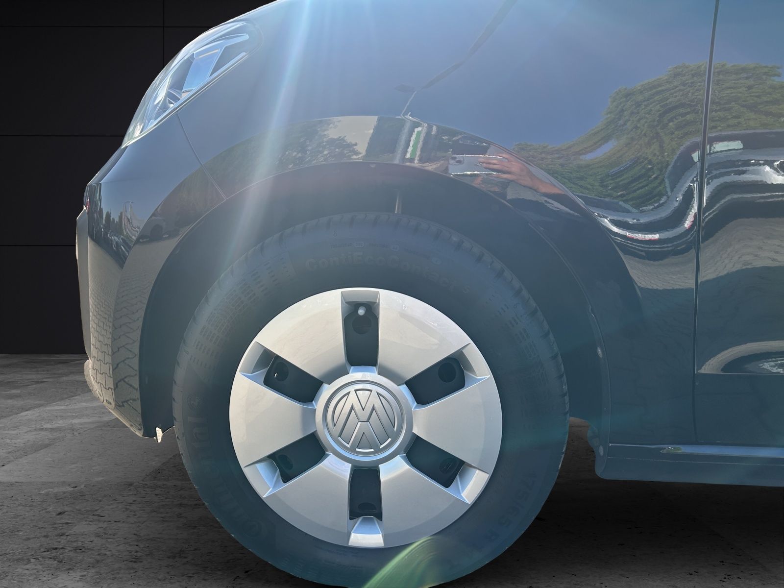 Fahrzeugabbildung Volkswagen up! Klima SHZ GRA RFK maps+more