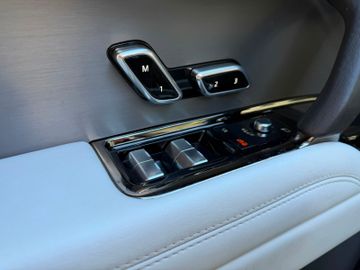 Land-Rover Range Rover Sport - 11