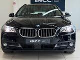 BMW 530d Touring xDrive Pano HUD AHK STHZ ACC - BMW 530: Kombi, 530d