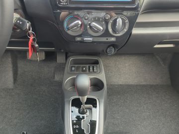Mitsubishi Space Star Select+ Black *SHZ*KAMERA*CARPLAY*