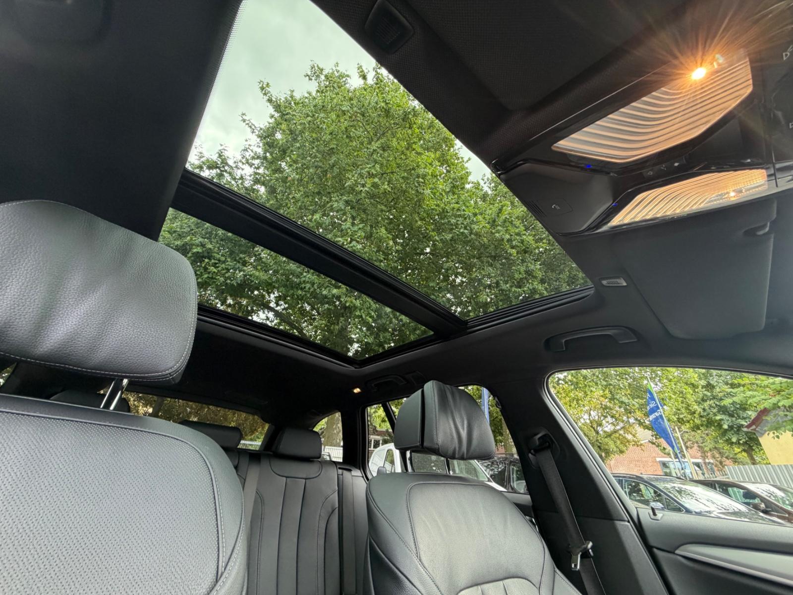 BMW 530d  Touring   M-Sport Performance  1-Hand