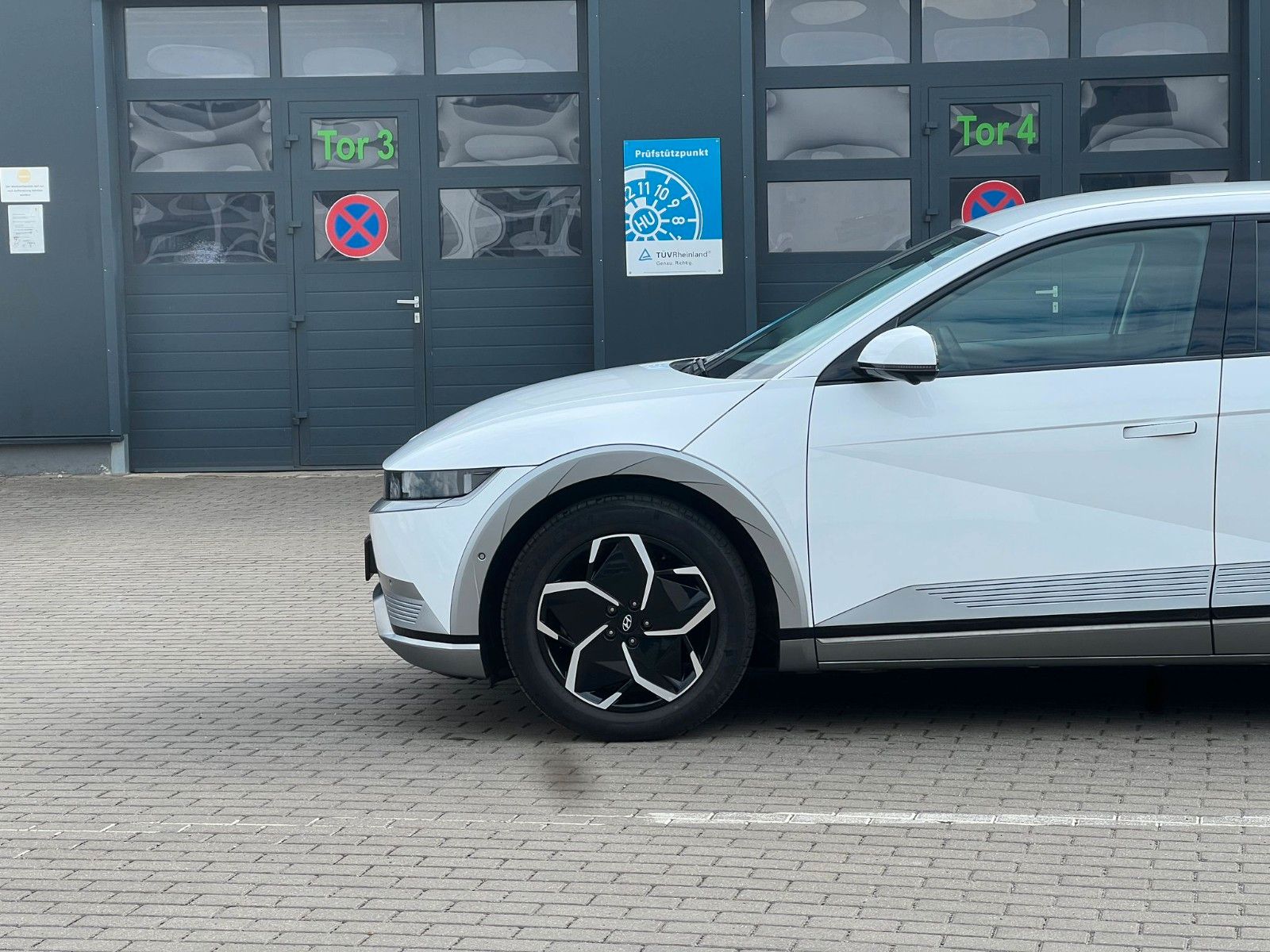 Fahrzeugabbildung Hyundai IONIQ 5 Uniq *RW507KM*HeadUp*Totwinkel*ACC*360°