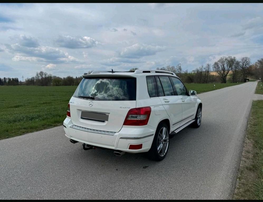 Mercedes-Benz GLK 320