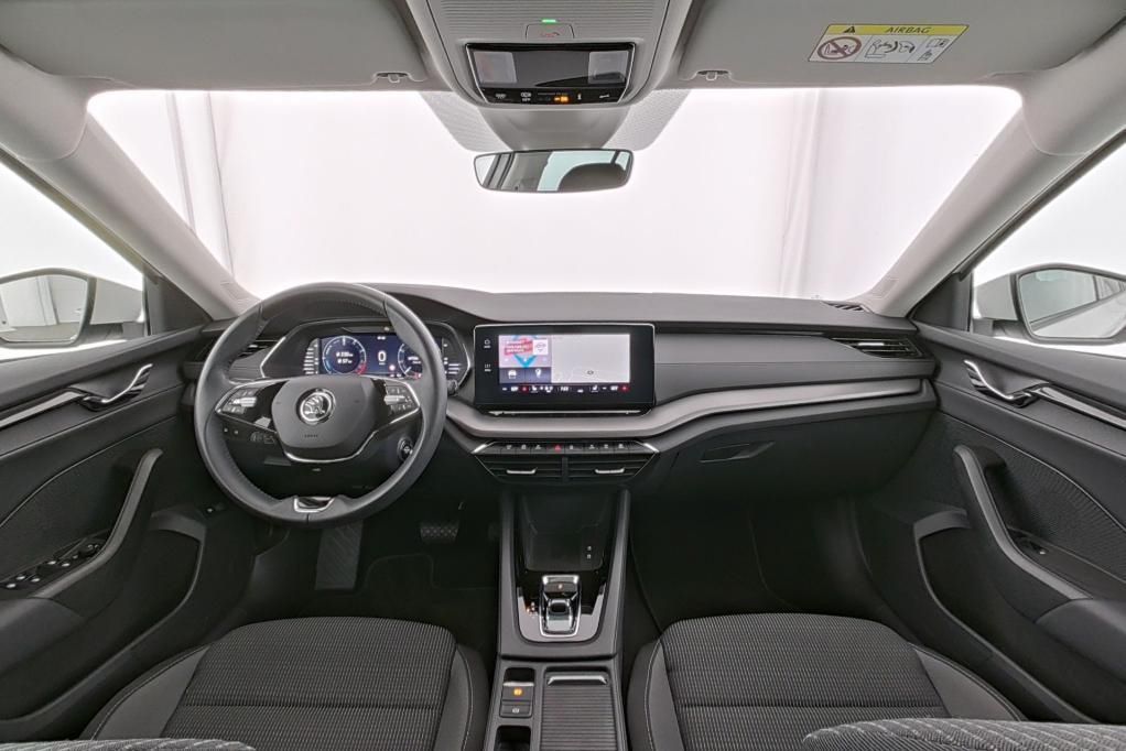 Skoda Octavia Combi Ambition 1.4 TSI iV DSG AHK*PDC*SH